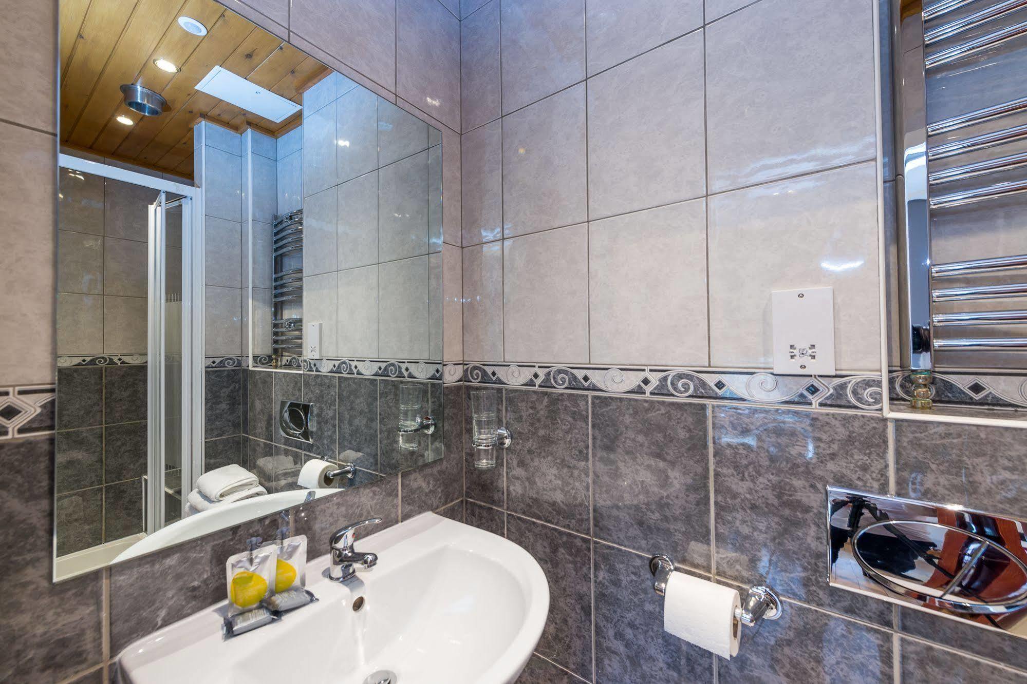 Adria Hotel London Ngoại thất bức ảnh